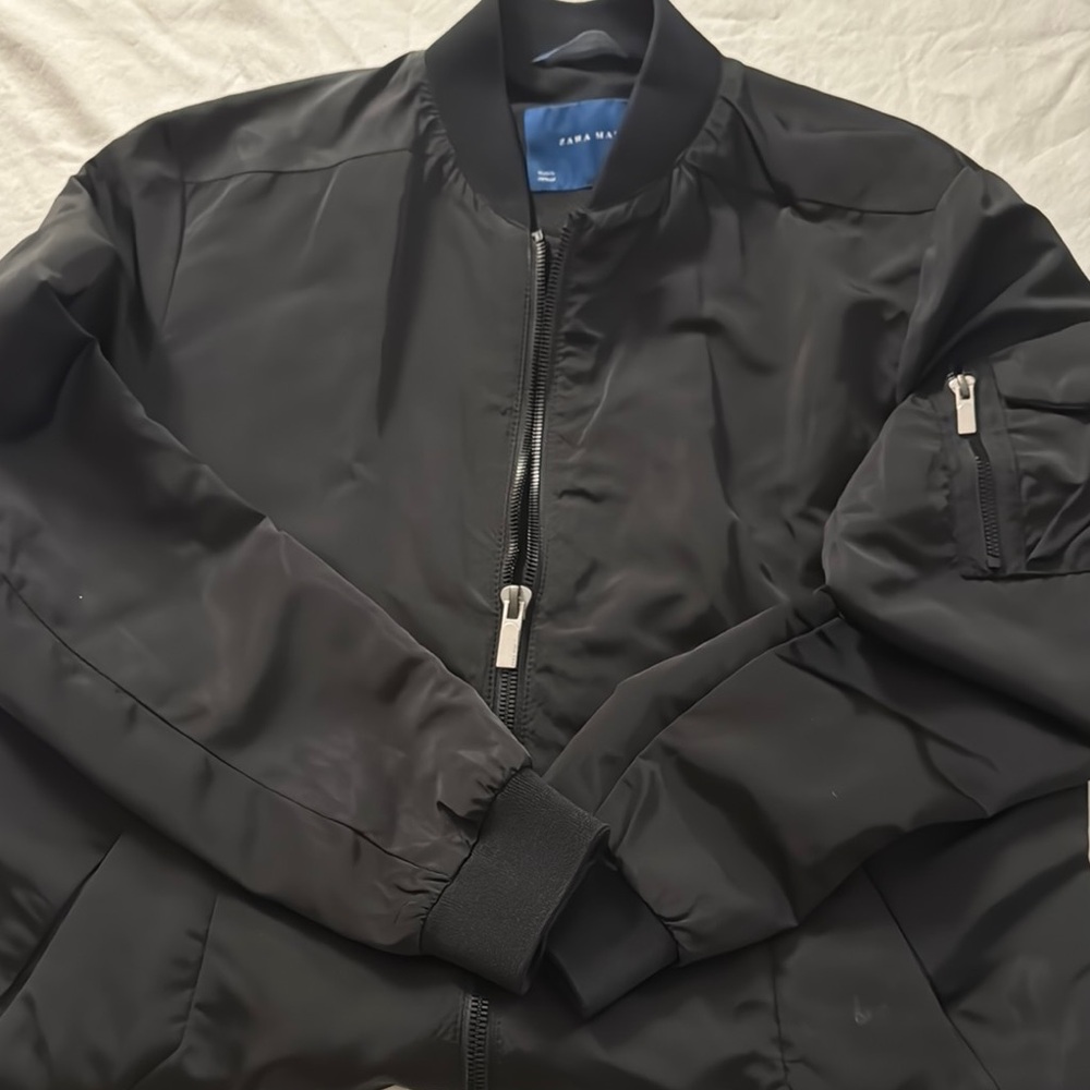 ZARA Black Relaxed Fit Men’s NWOTCoat